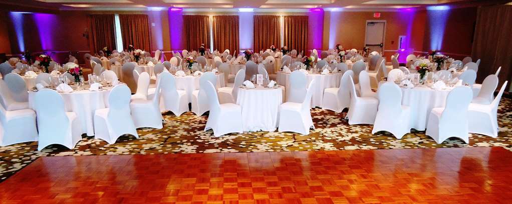 Hilton Garden Downtown Freeport